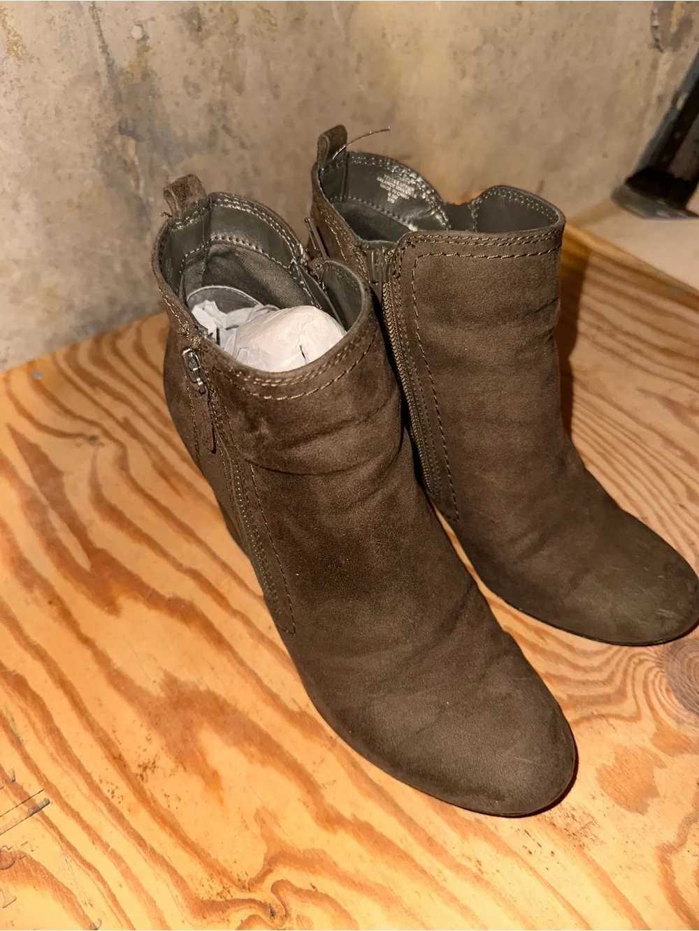 Women's Brown Suede Ankle Booties - Classic Zip Side Style